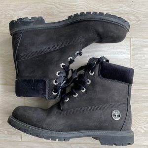 Size 10 Womens Timbs